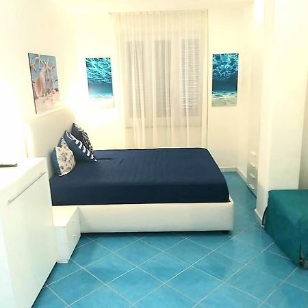 A Due Passi Dal Mare Apartment Ischia Luaran gambar